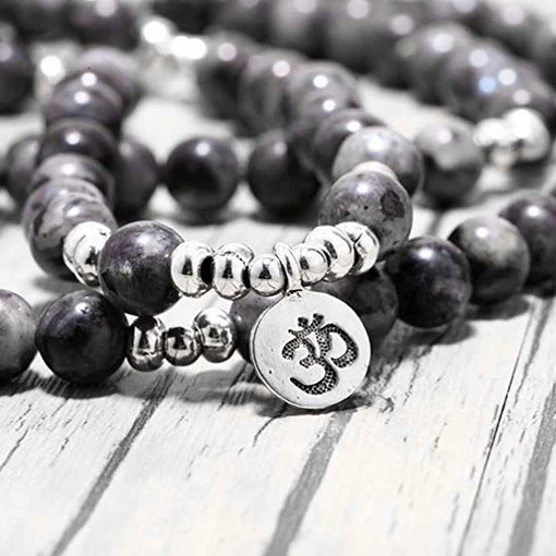 Mala Tibétain Labradorite “Bouclier D’Énergies” 2 Mala Tibétain Labradorite “Bouclier D’Énergies” – Image 2